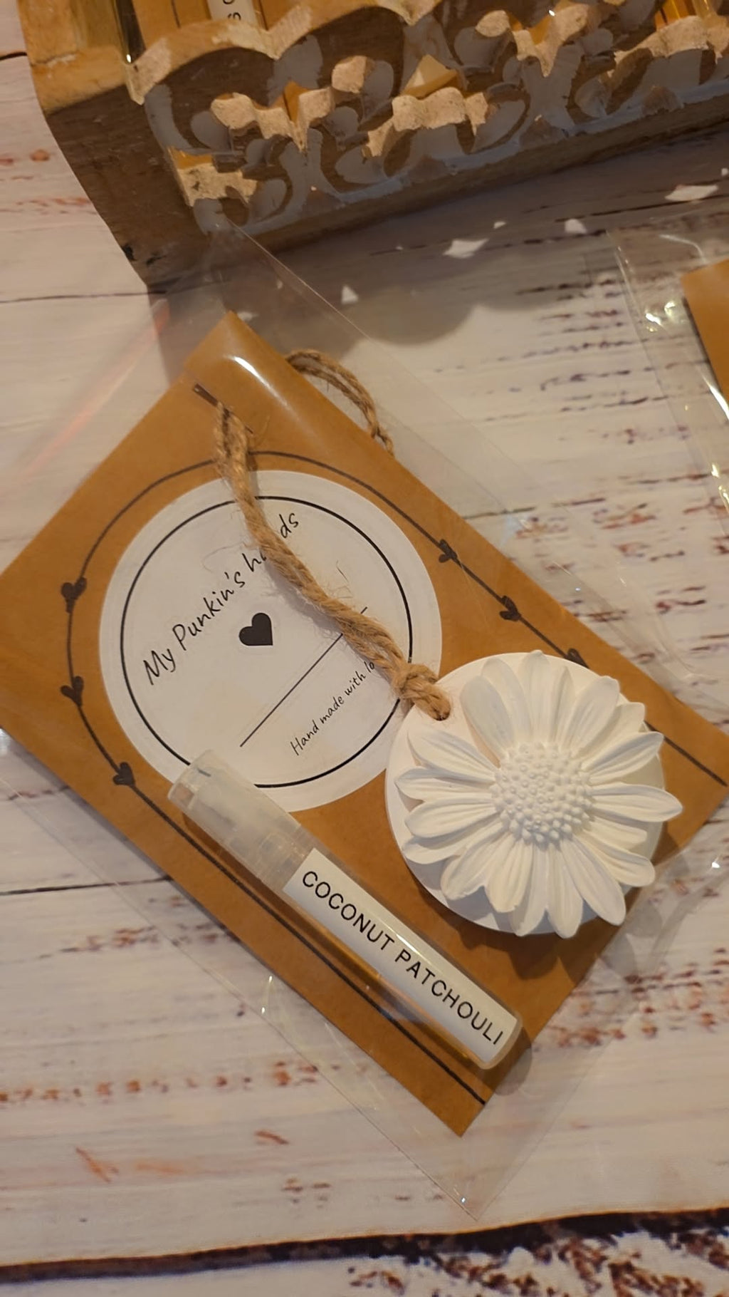 Resin scent diffuser